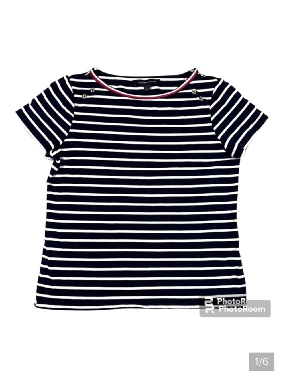 Tommy Hilfiger shirt w/shoulder button detail Women’s size medium | d14
